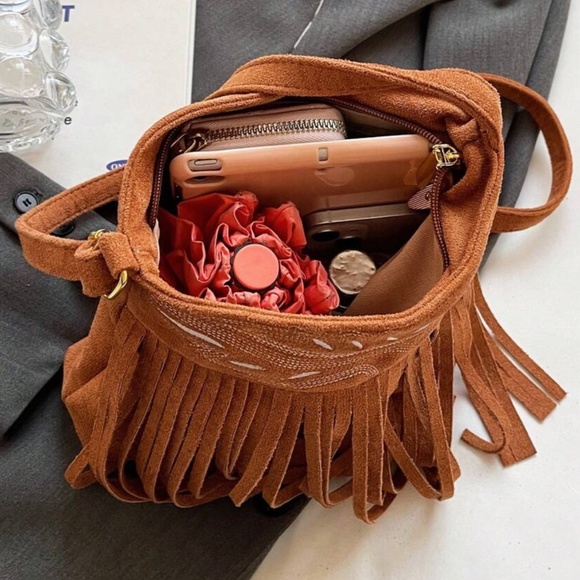 Boho Fringe Vegan Suede Hobo Shoulder Crossbody bag - Picture 8 of 12